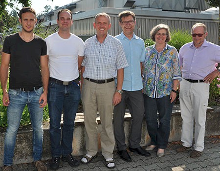 von links Andreas Frischmann, Mike Streit, Christian Roth, Lutz Burbulla, Schulleiterin Renate Granacher-Buroh und Anton Scheffold