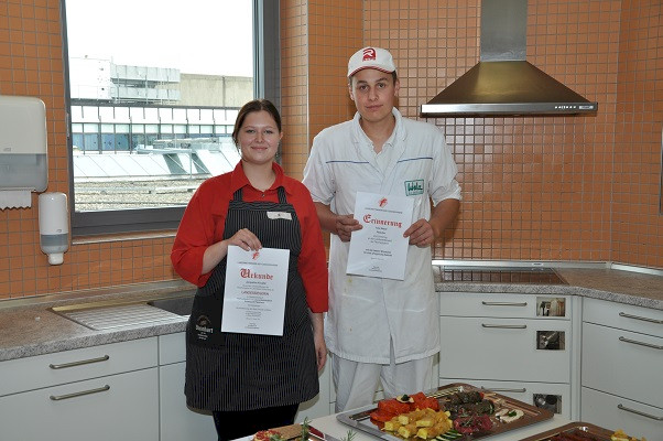 die erfolgreichen Biberacher Teilnehmer am Landeswettbewerb Jaqueline Knupfer und Felix Weber